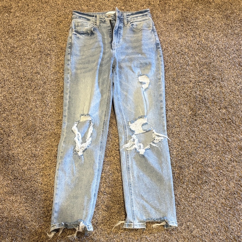 Trendy Distressed Women's Straight Leg Jeans